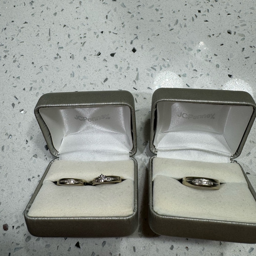 White 10k gold diamond wedding rings set